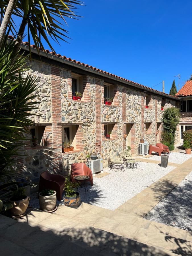 Domaine De La Tannerie Chambres D'Hotes Et Appartements Prades  Exterior foto