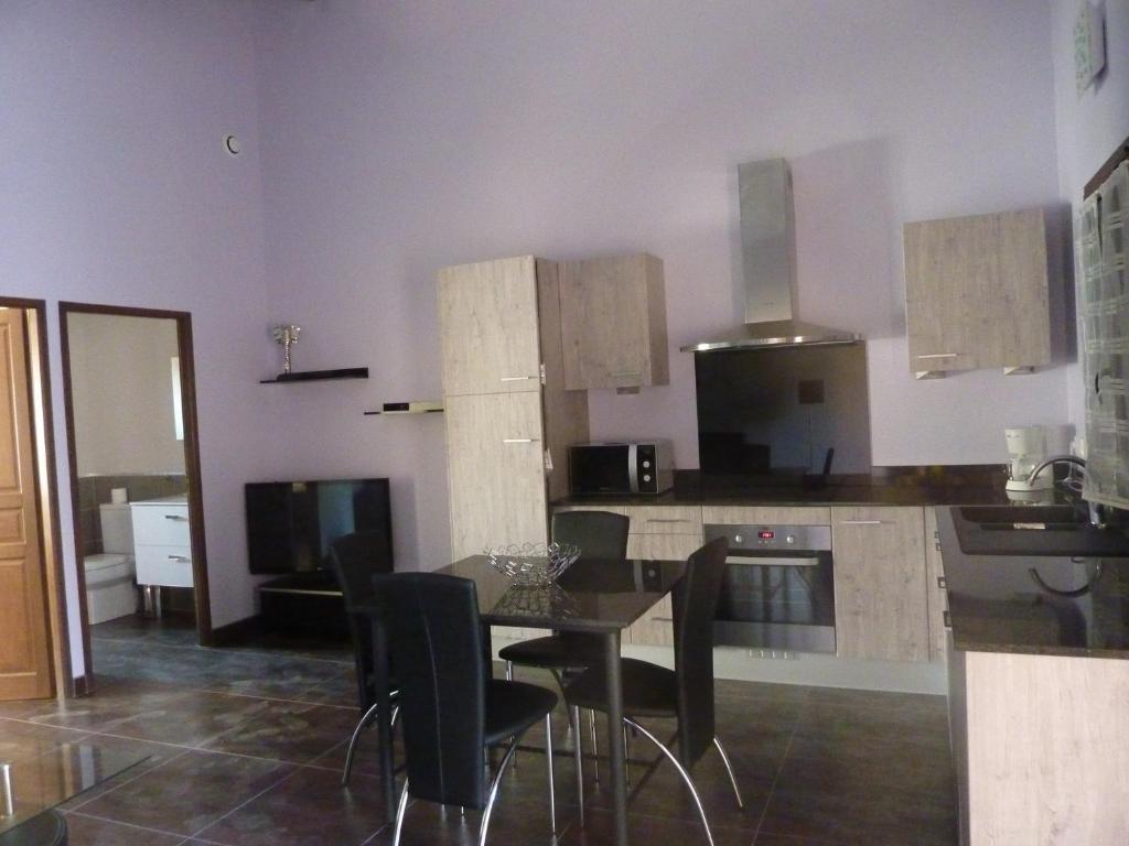 Domaine De La Tannerie Chambres D'Hotes Et Appartements Prades  Quarto foto